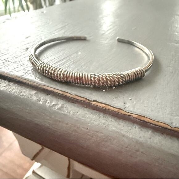 925 Sterling Silver Cuff Bracelet - Picture 4 of 9